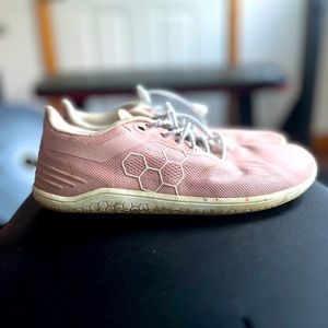 Vivobarefoot Geo Racer II Womens shoe